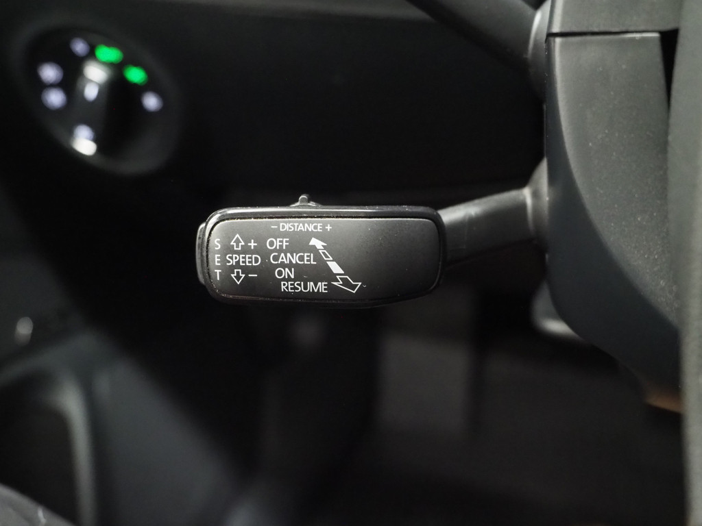 Škoda Superb Combi 1.4 TSI iV Laurin & Klement 23