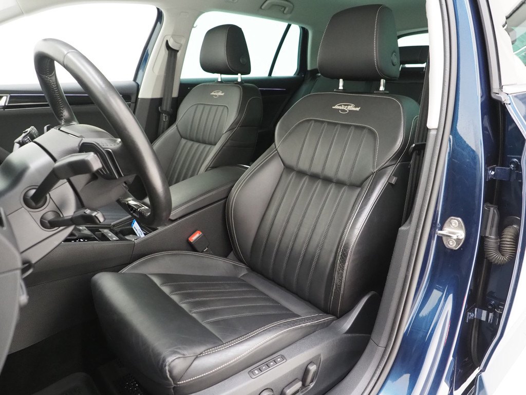 Škoda Superb Combi 1.4 TSI iV Laurin & Klement 46