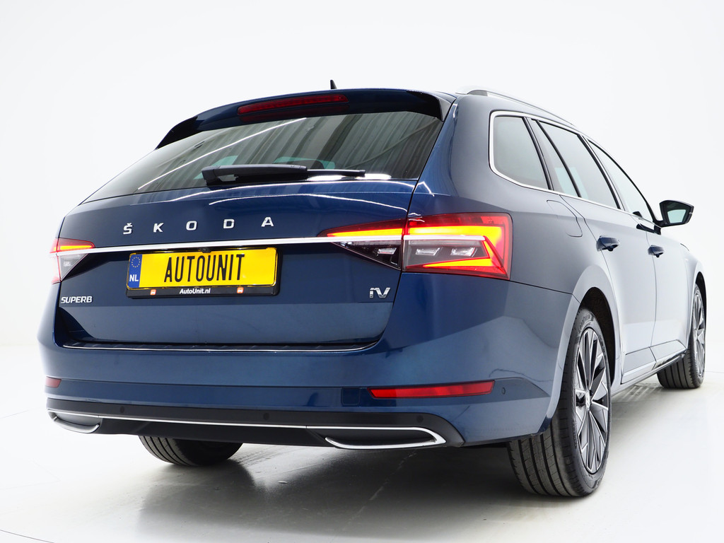 Škoda Superb Combi 1.4 TSI iV Laurin & Klement 8