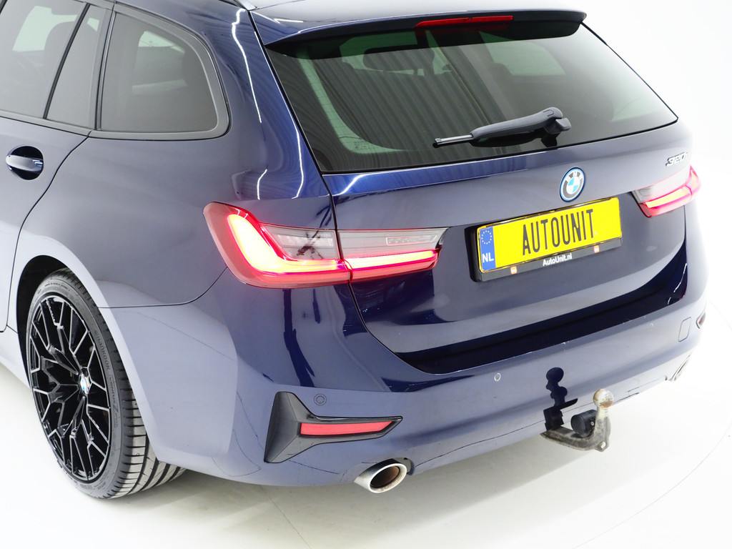 BMW 3 Serie Touring 320e Shadow Line 13