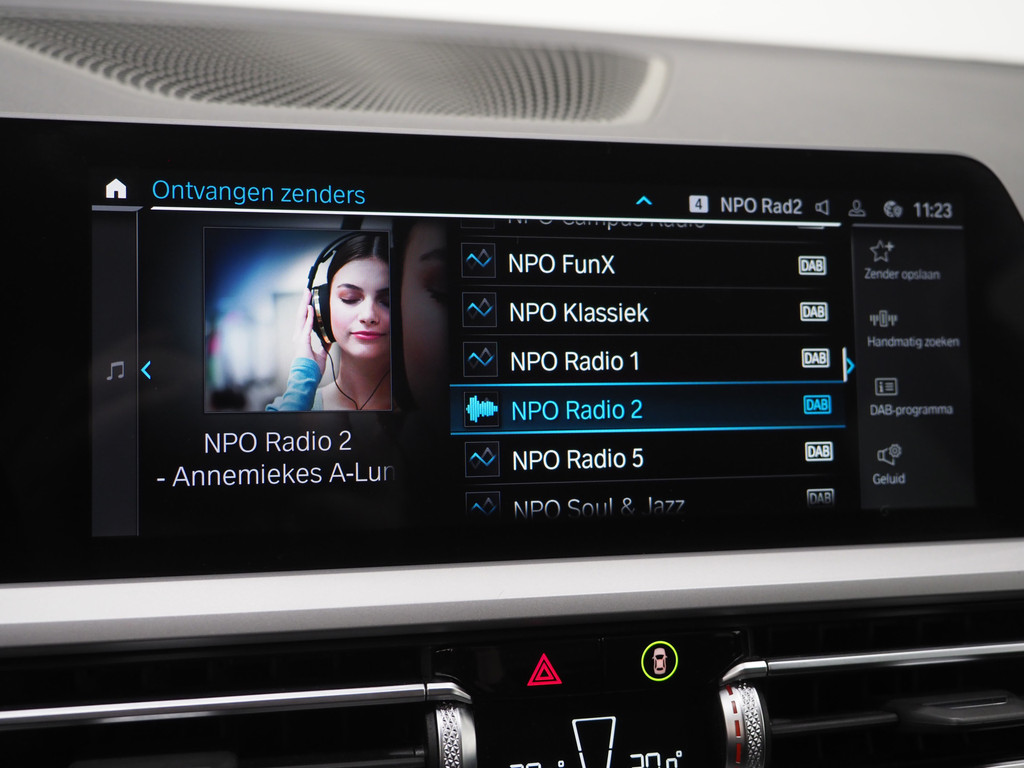 BMW 3 Serie Touring 320e Shadow Line 26