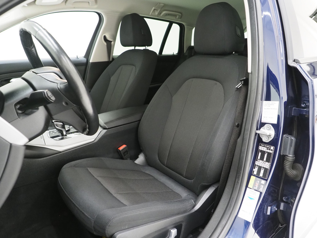 BMW 3 Serie Touring 320e Shadow Line 3