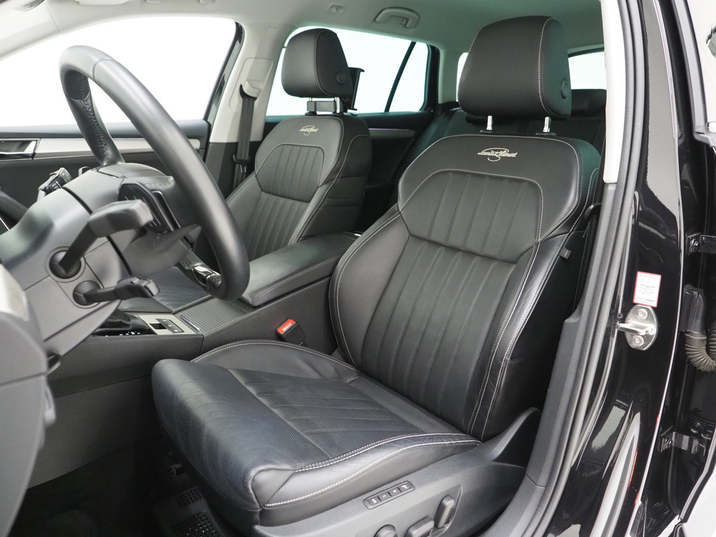 Škoda Superb Combi 1.4 TSI iV Laurin & Klement 3