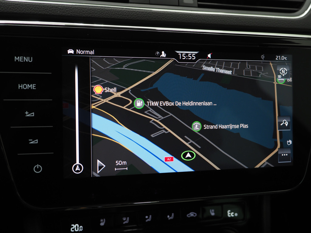 Škoda Superb Combi 1.4 TSI iV Laurin & Klement 72