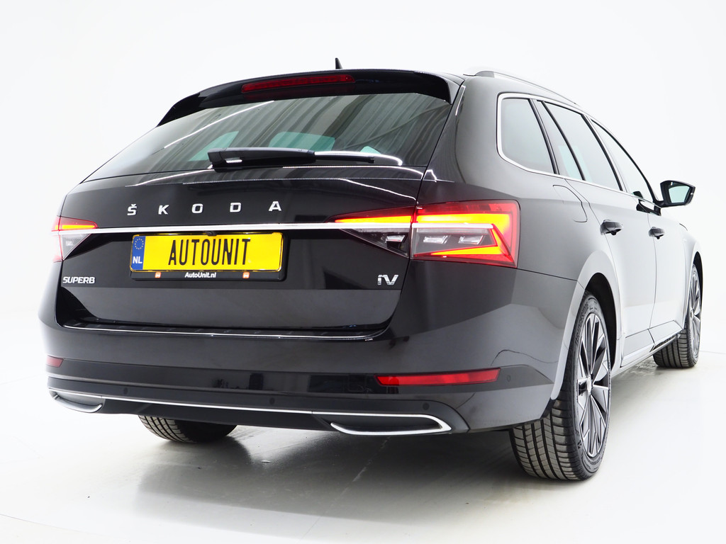 Škoda Superb Combi 1.4 TSI iV Laurin & Klement 8