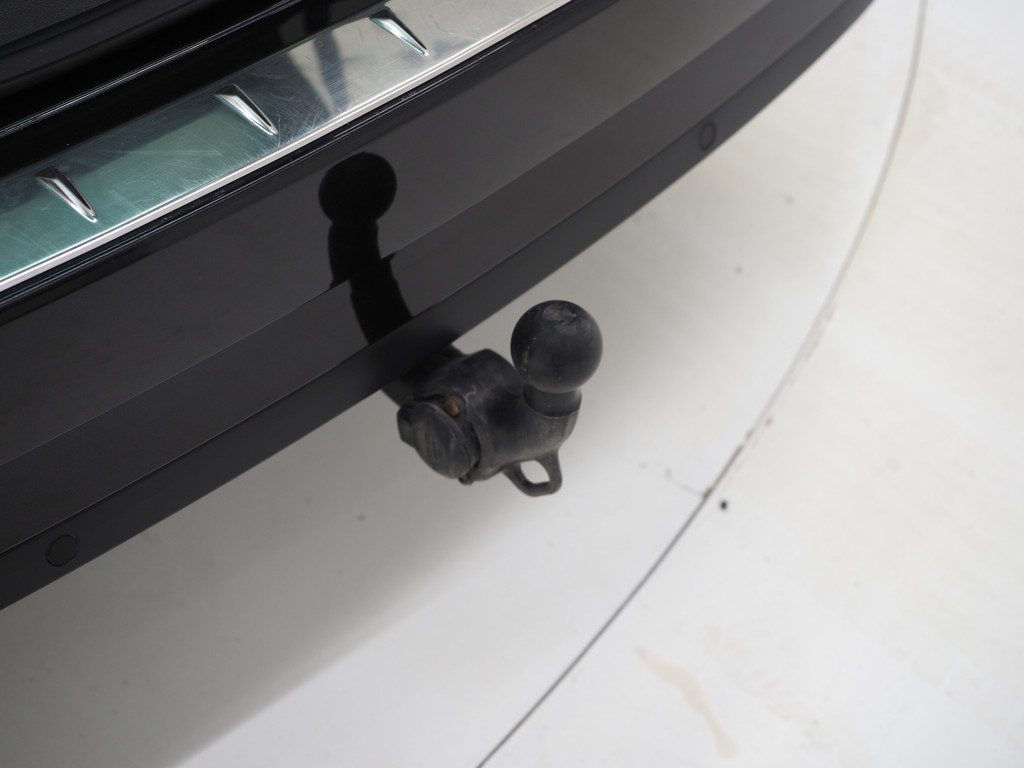 Škoda Superb Combi 1.4 TSI iV Laurin & Klement 87