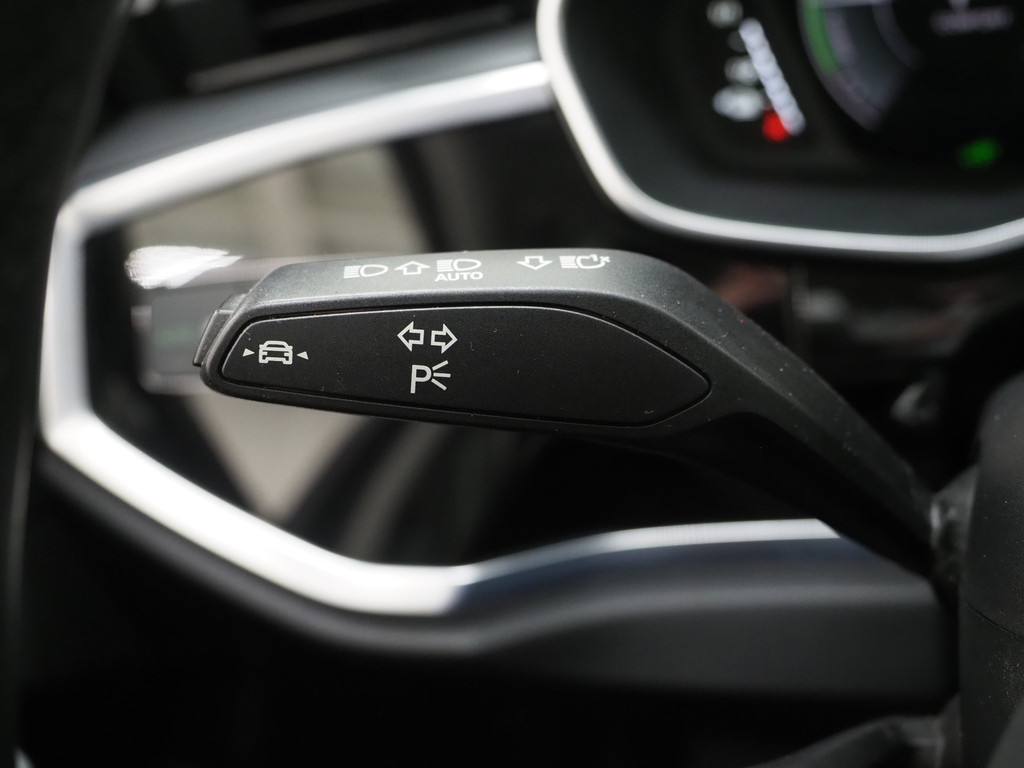 Audi Q3 Sportback 45 TFSI e Edition 54