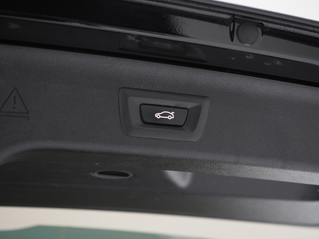 BMW 5 Serie Touring 530e 36