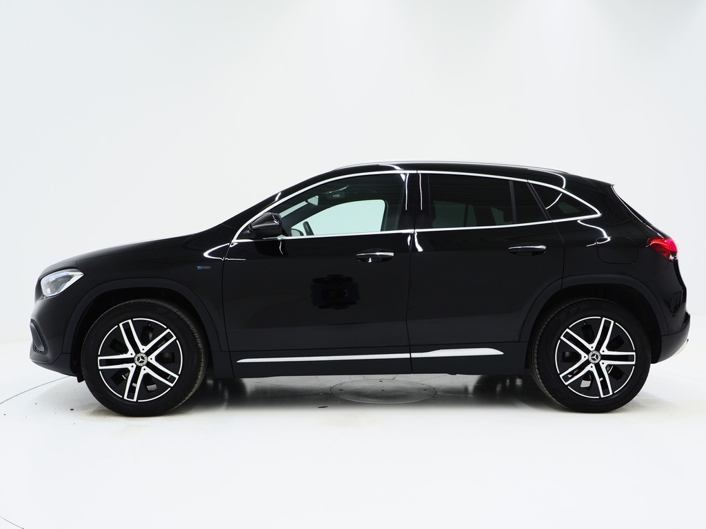 Mercedes-Benz GLA 250 e 40