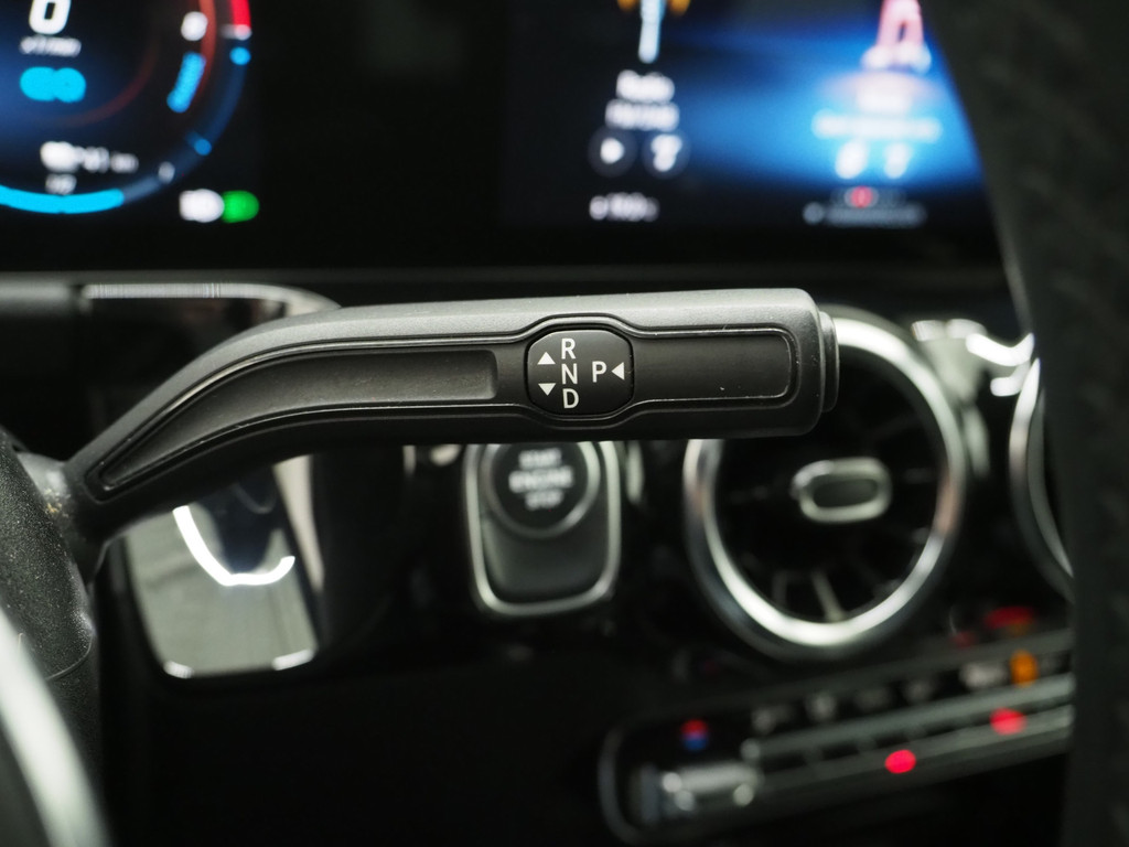 Mercedes-Benz GLA 250 e 63