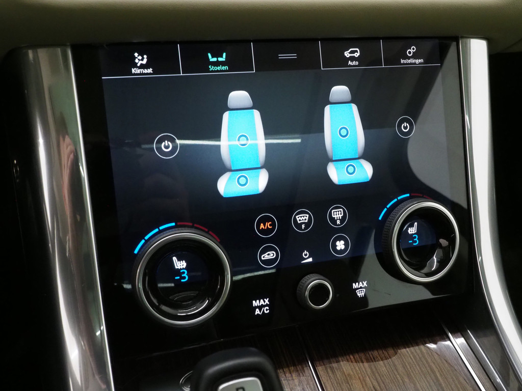 Land Rover Range Rover Sport P400e HSE 33