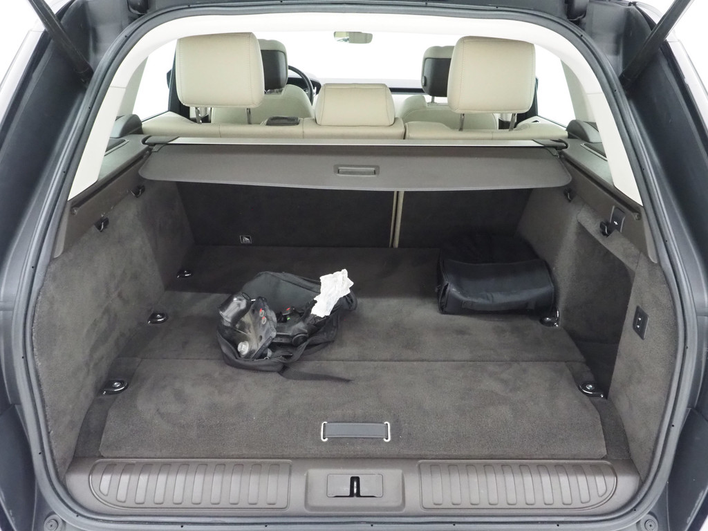 Land Rover Range Rover Sport P400e HSE 84