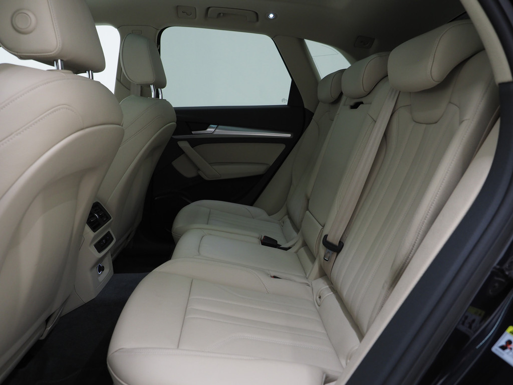 Audi Q5 50 TFSI e quattro 38