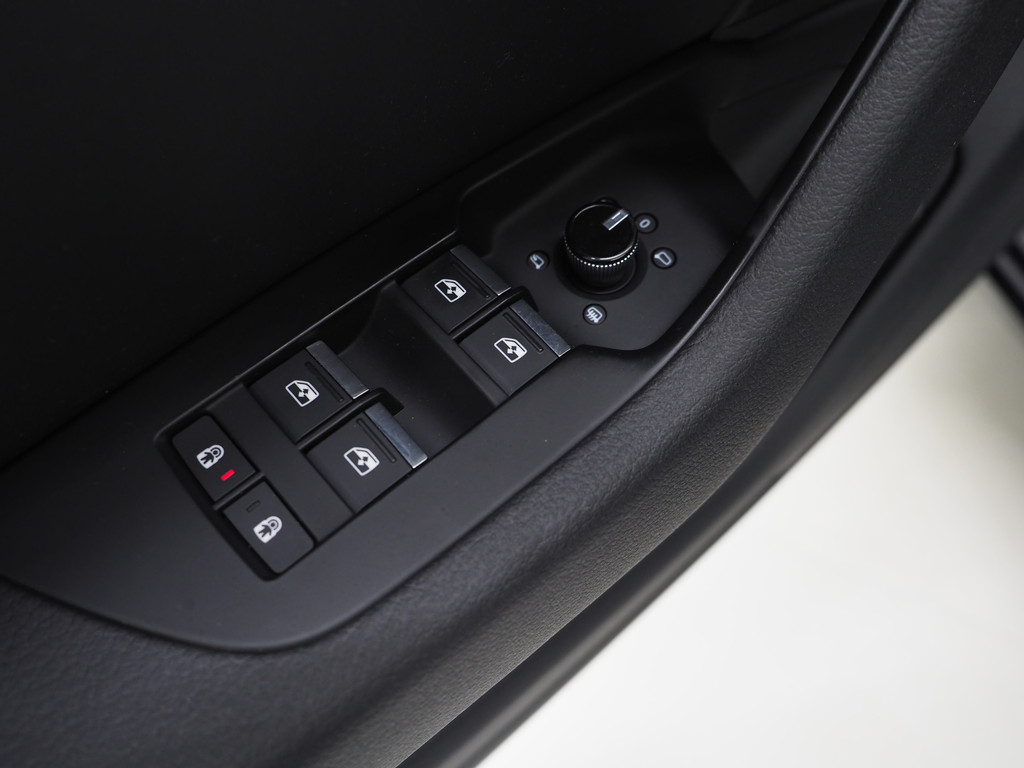 Audi A6 Avant 50 TFSI e quattro S-Line Edition 17