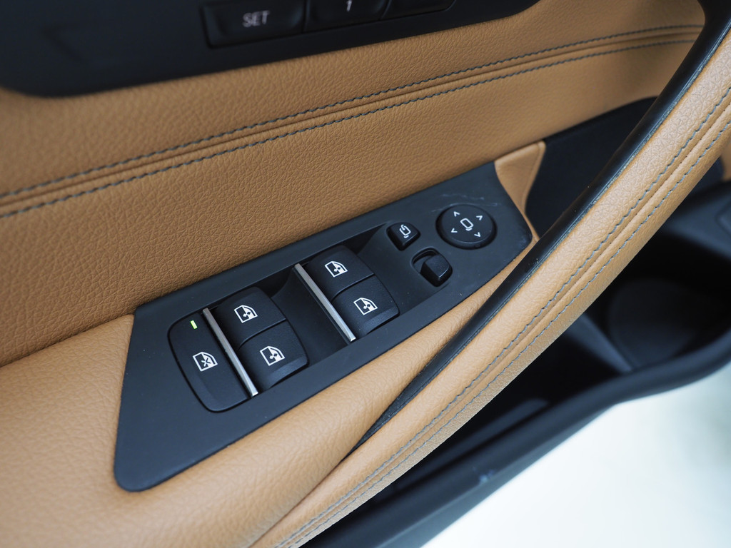 BMW 5 Serie Touring 530e 17