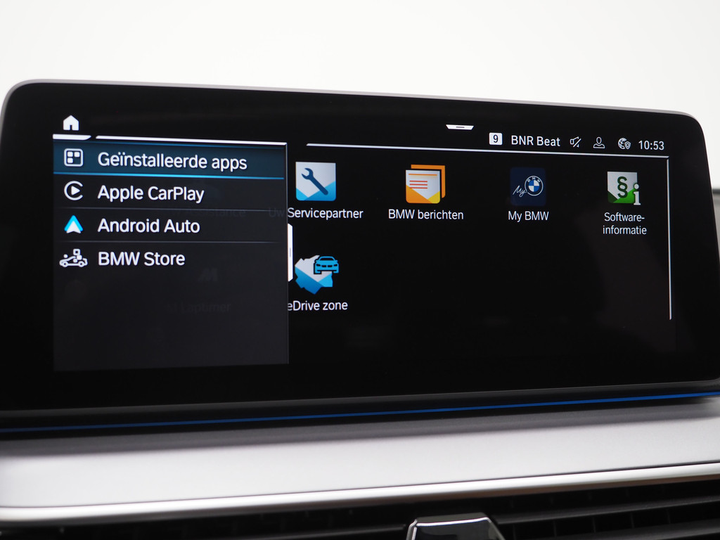 BMW 5 Serie Touring 530e 28