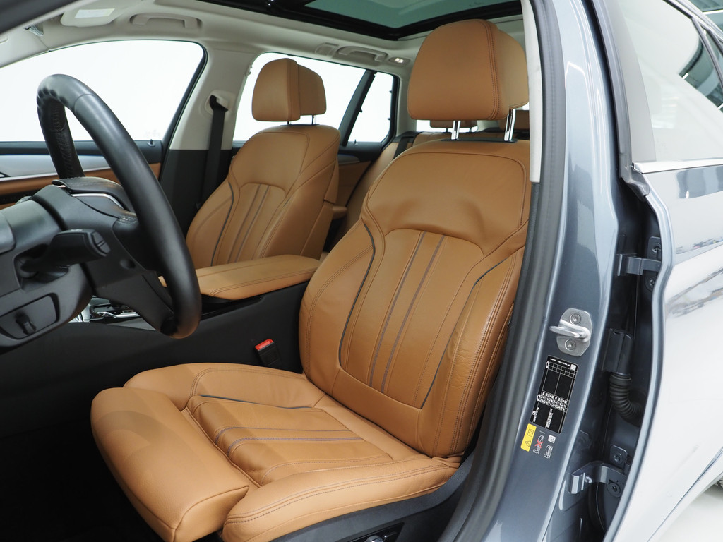 BMW 5 Serie Touring 530e 3