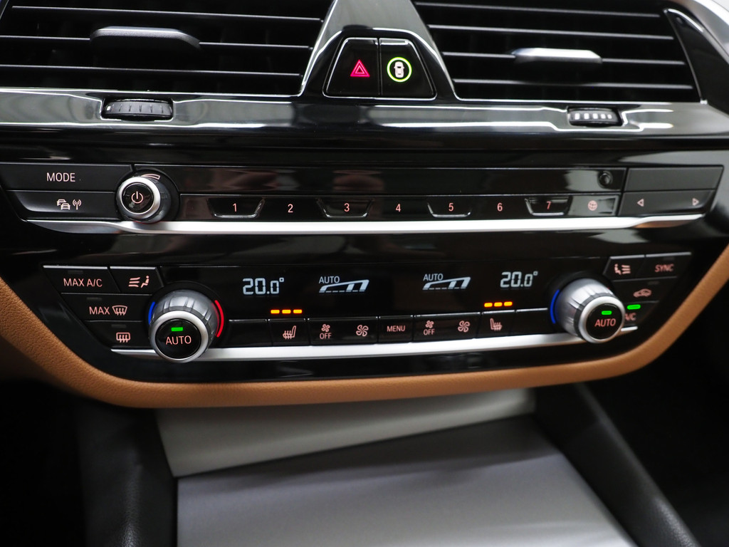 BMW 5 Serie Touring 530e 30