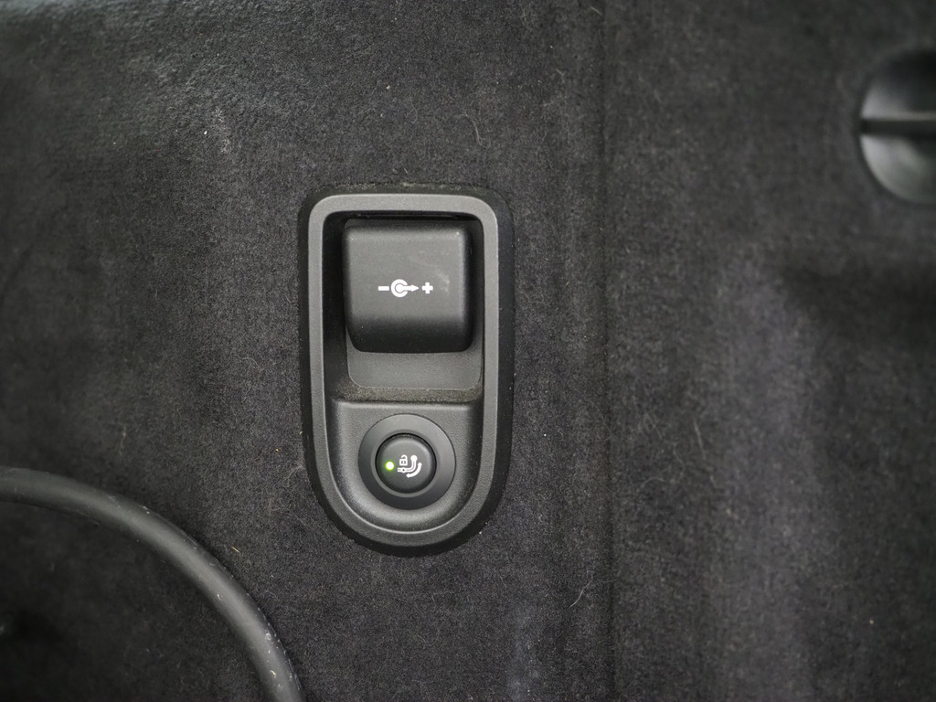 BMW 5 Serie Touring 530e 37