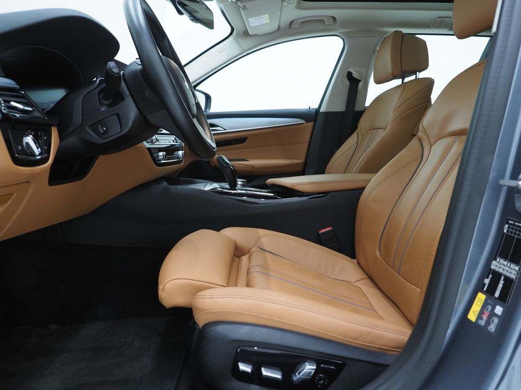 BMW 5 Serie Touring 530e 53