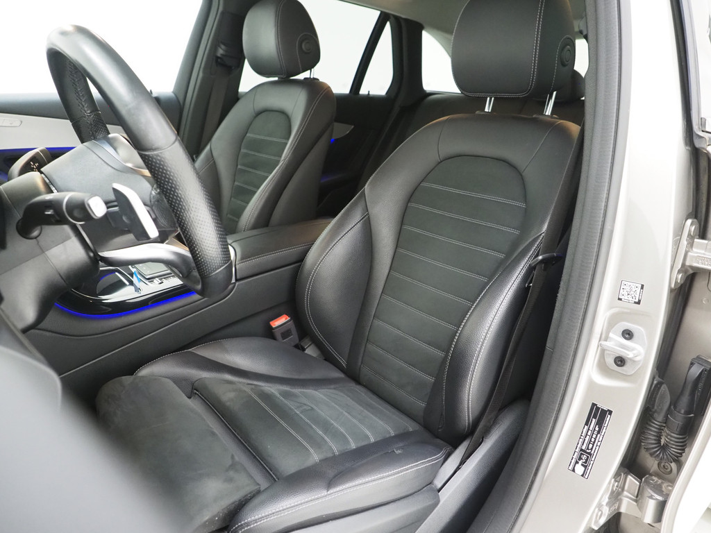 Mercedes-Benz GLC 300e 4MATIC AMG 42