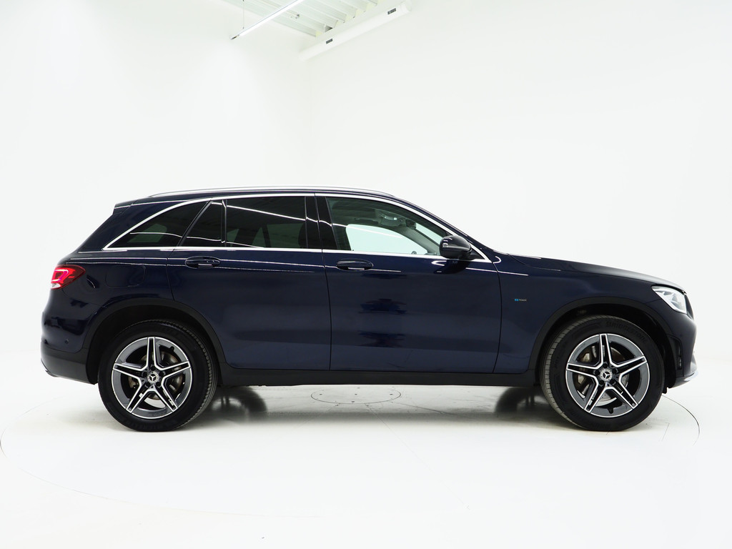 Mercedes-Benz GLC 300e 4MATIC AMG 45
