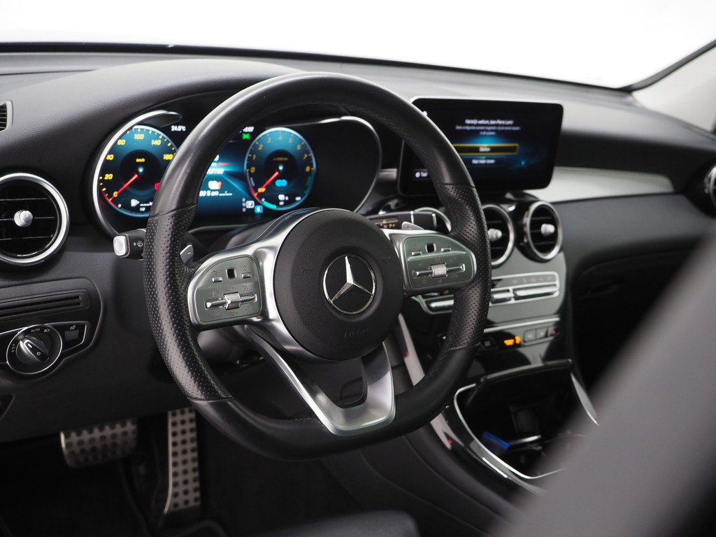 Mercedes-Benz GLC 300e 4MATIC AMG 51