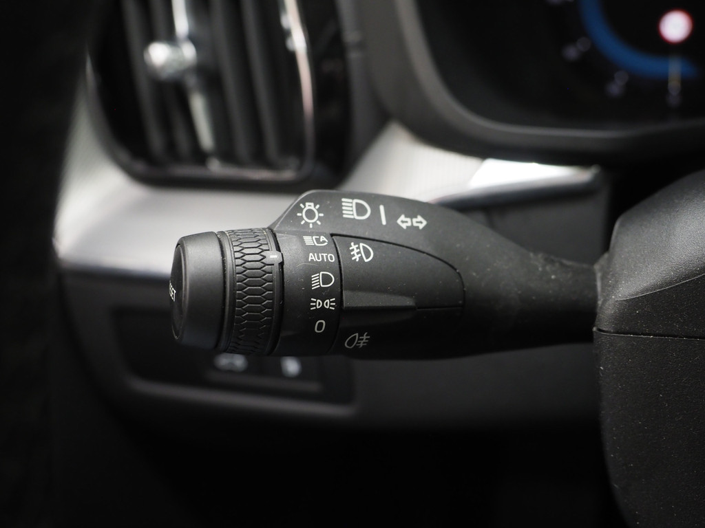 Volvo XC60 2.0 T6 Plug-in hybrid AWD Ultimate Dark Long Range 23