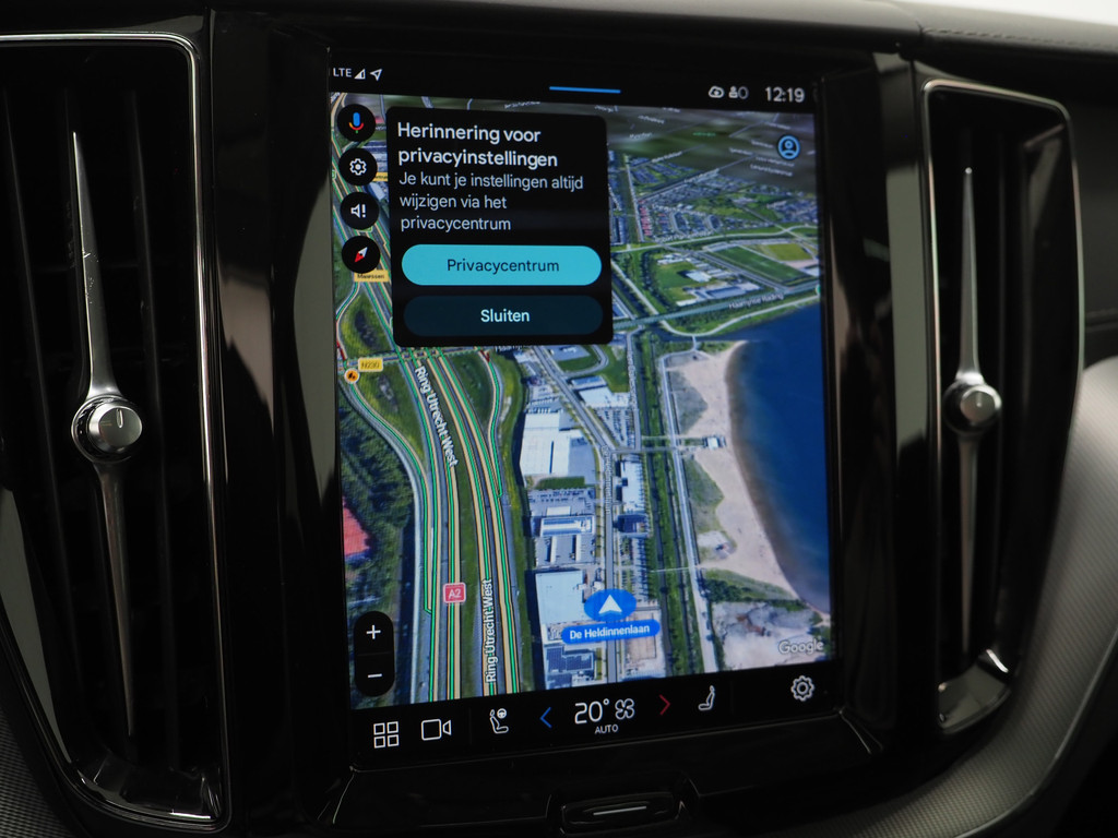 Volvo XC60 2.0 T6 Plug-in hybrid AWD Ultimate Dark Long Range 31