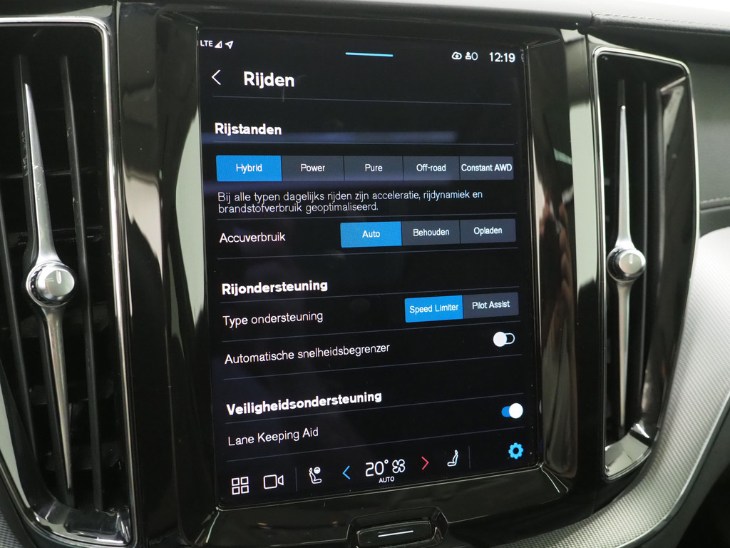 Volvo XC60 2.0 T6 Plug-in hybrid AWD Ultimate Dark Long Range 32