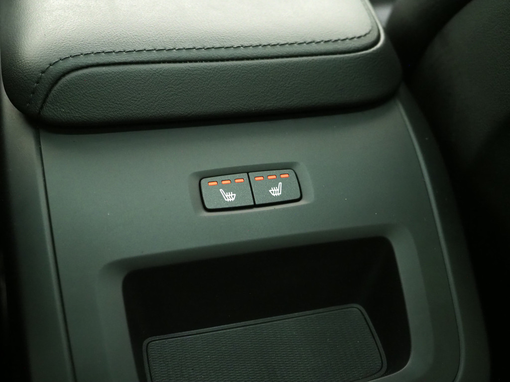 Volvo XC60 2.0 T6 Plug-in hybrid AWD Ultimate Dark Long Range 38