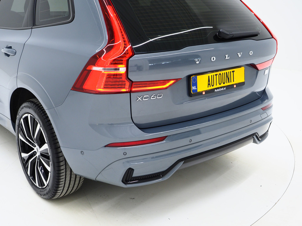Volvo XC60 2.0 T6 Plug-in hybrid AWD Ultimate Dark Long Range 57