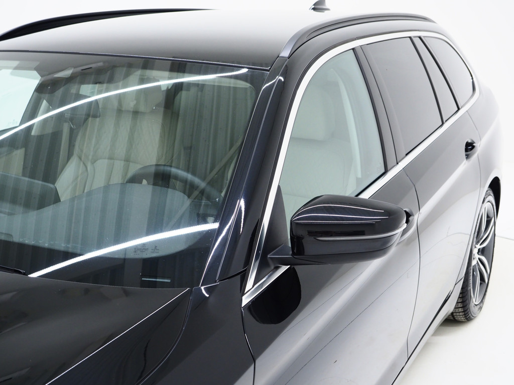 BMW 5 Serie Touring 530e Shadow Line 12