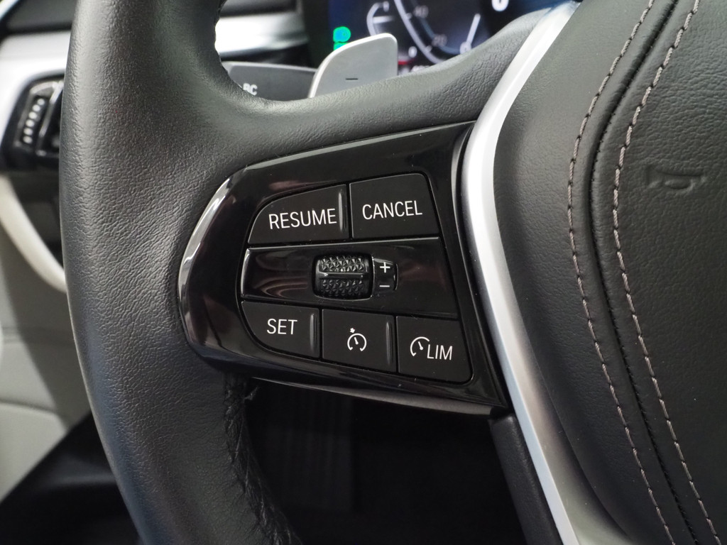 BMW 5 Serie Touring 530e Shadow Line 23