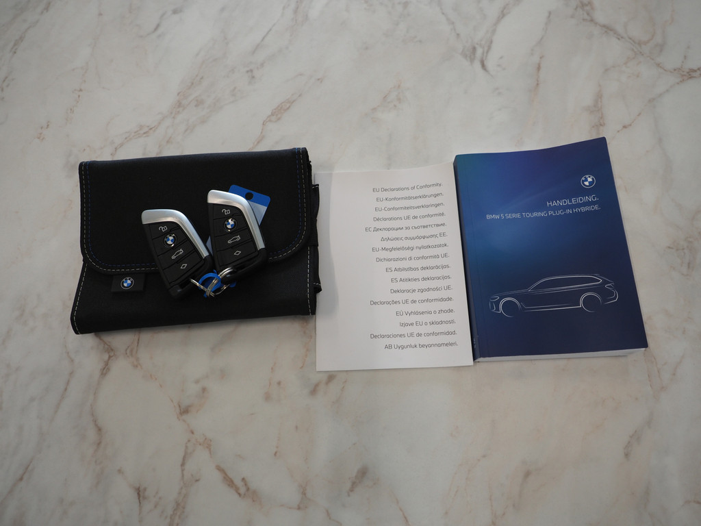 BMW 5 Serie Touring 530e Shadow Line 47