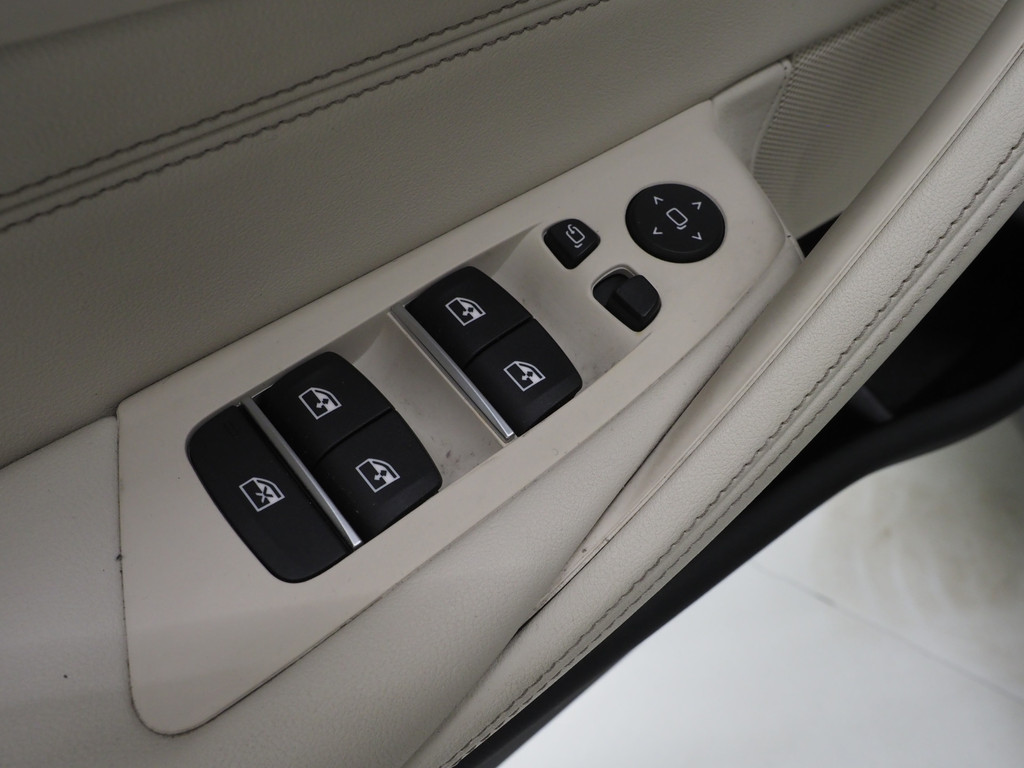 BMW 5 Serie Touring 530e Shadow Line 58