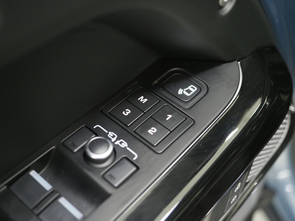 Land Rover Defender 110 2.0 P400e 110 Urban WideTrack Look 18