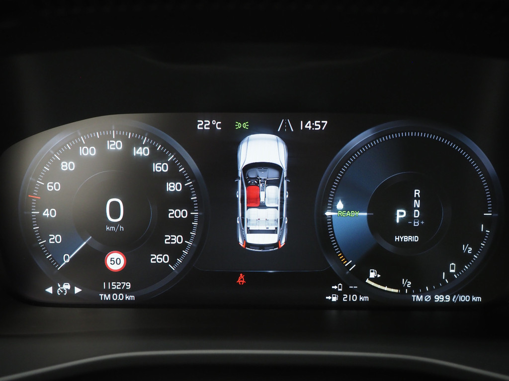 Volvo XC40 1.5 T5 Plug-in hybrid Plus Dark 71