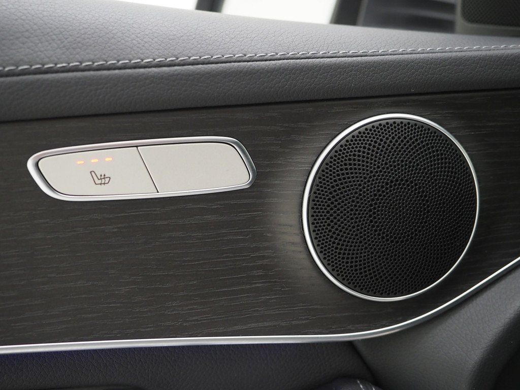 Mercedes-Benz GLC Coupé 300e 4MATIC 17