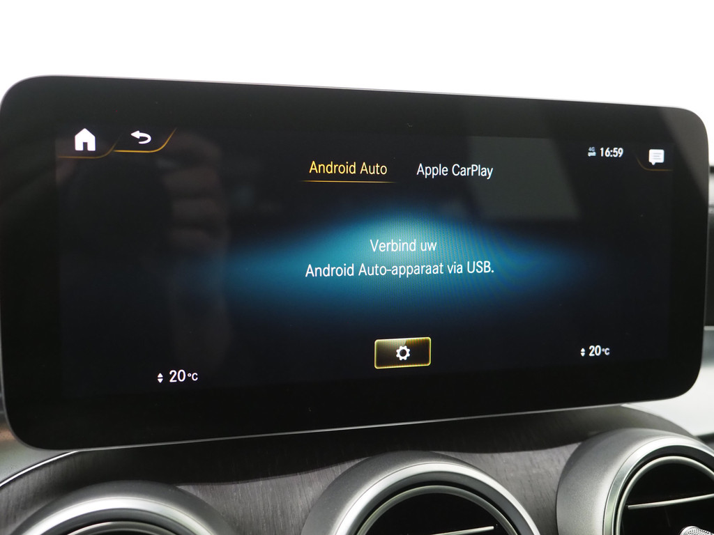 Mercedes-Benz GLC Coupé 300e 4MATIC 29