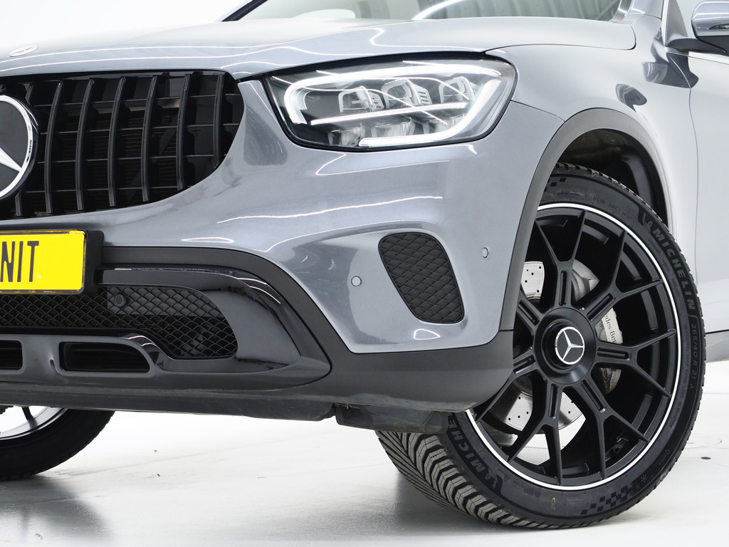 Mercedes-Benz GLC Coupé 300e 4MATIC 5