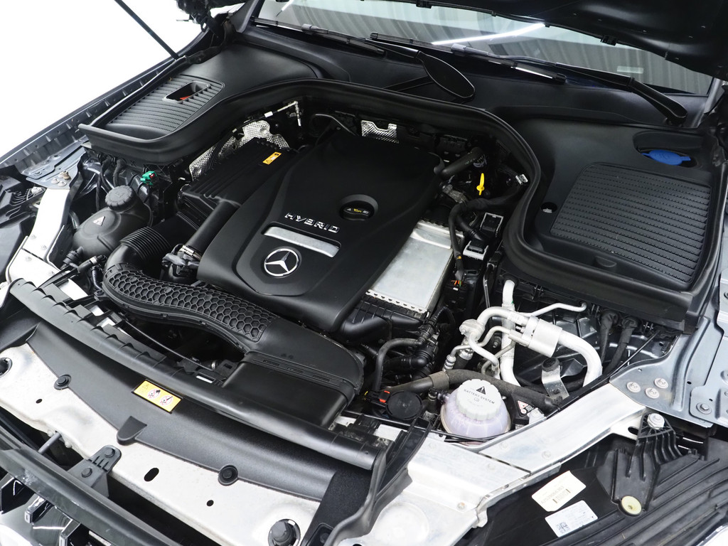 Mercedes-Benz GLC Coupé 300e 4MATIC 6