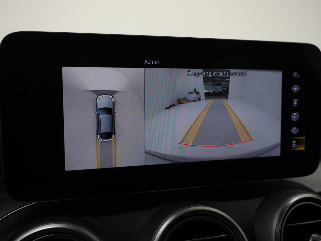 Mercedes-Benz GLC Coupé 300e 4MATIC 68