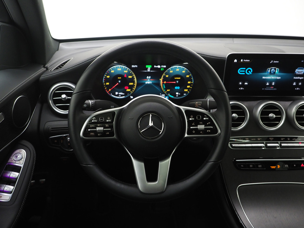 Mercedes-Benz GLC Coupé 300e 4MATIC 72