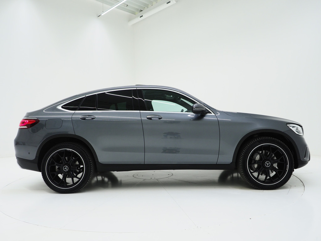 Mercedes-Benz GLC Coupé 300e 4MATIC 9