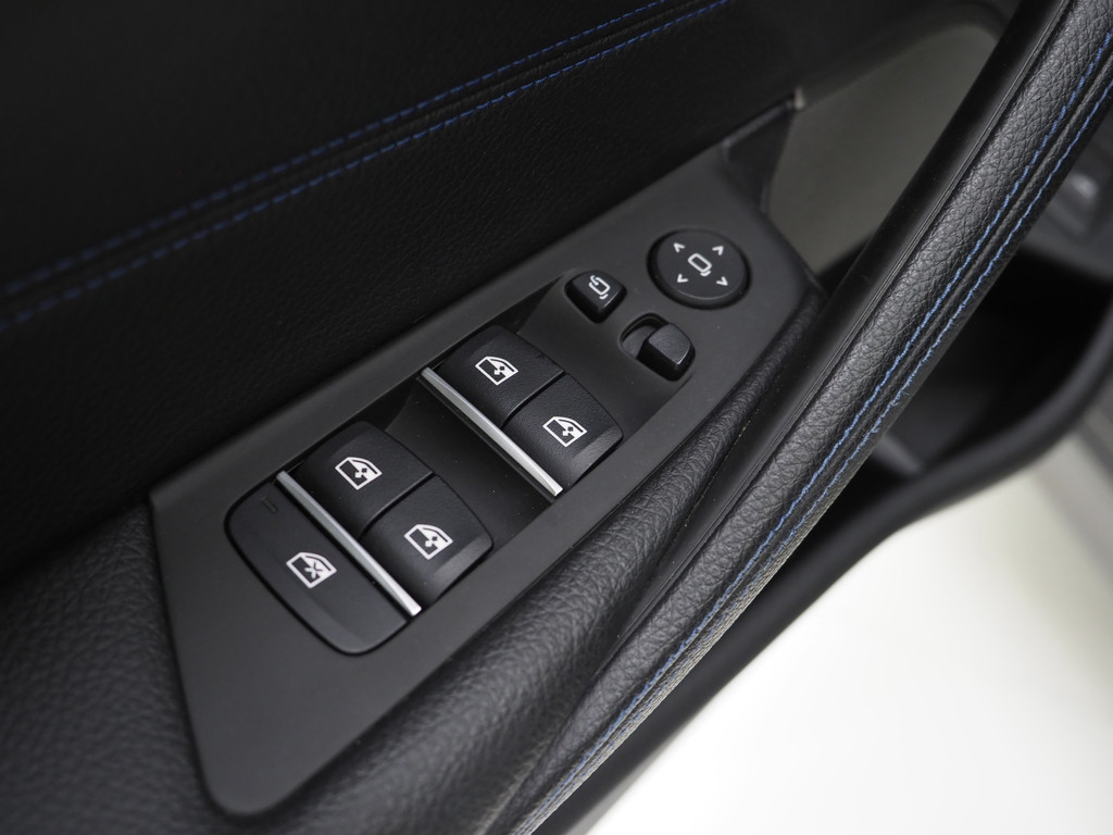 BMW 5 Serie Touring 530e M Sport Shadow Line 21