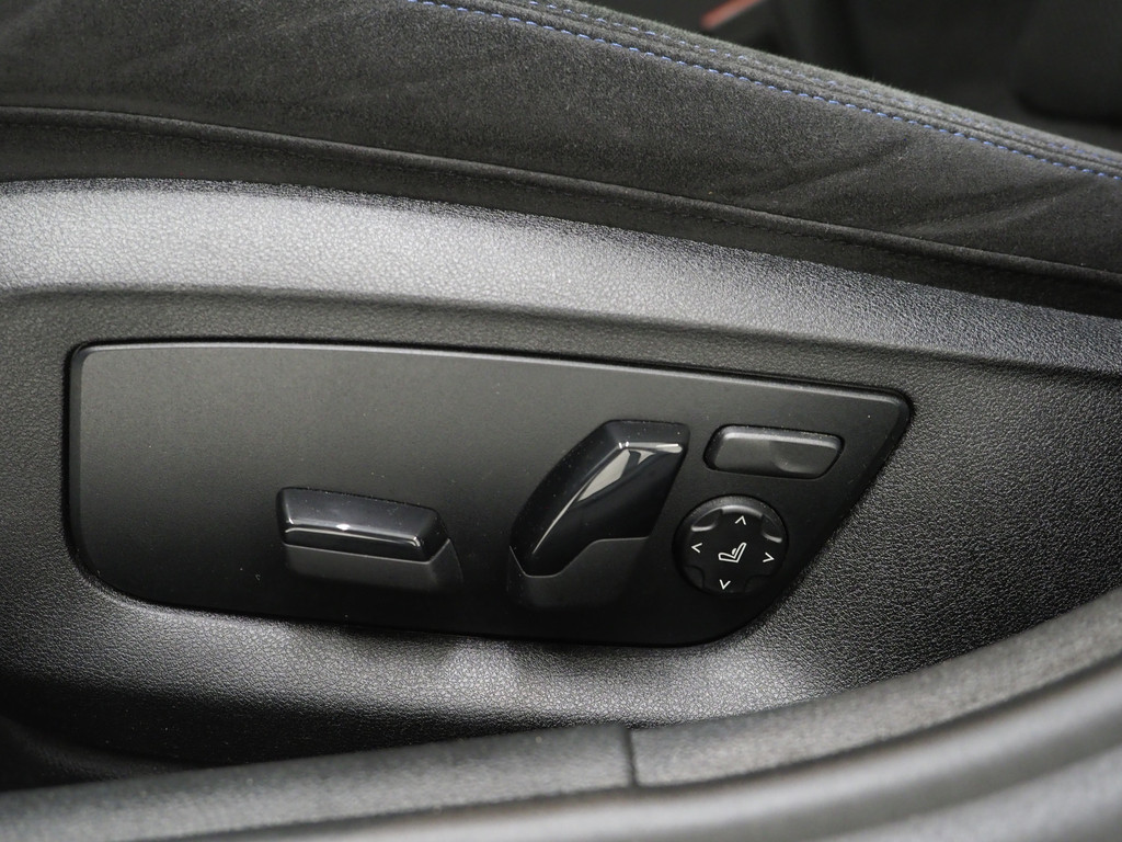 BMW 5 Serie Touring 530e M Sport Shadow Line 22