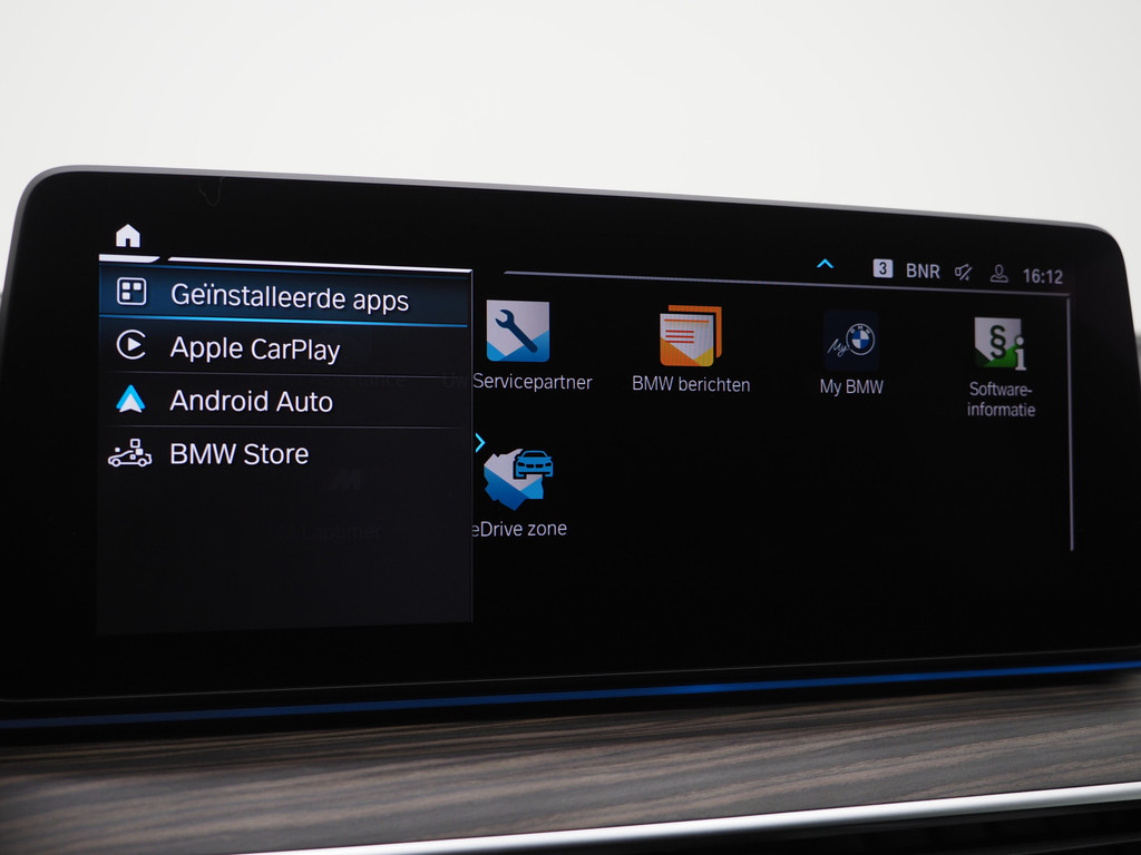 BMW 5 Serie Touring 530e M Sport Shadow Line 33