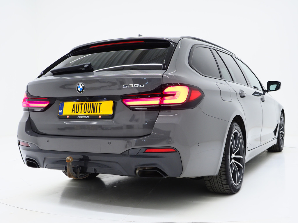 BMW 5 Serie Touring 530e M Sport Shadow Line 54
