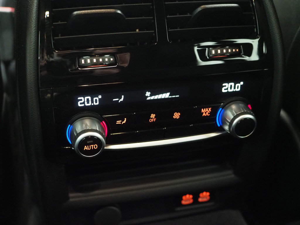 BMW 5 Serie Touring 530e M Sport Shadow Line 83